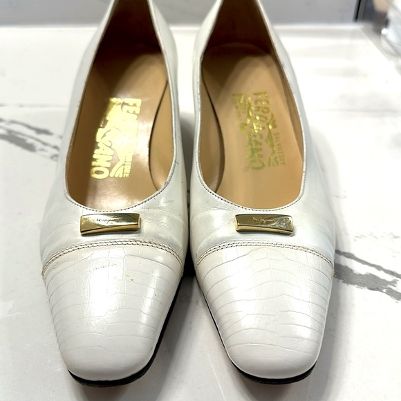 Authentic Ferragamo! - Picture 12 of 15